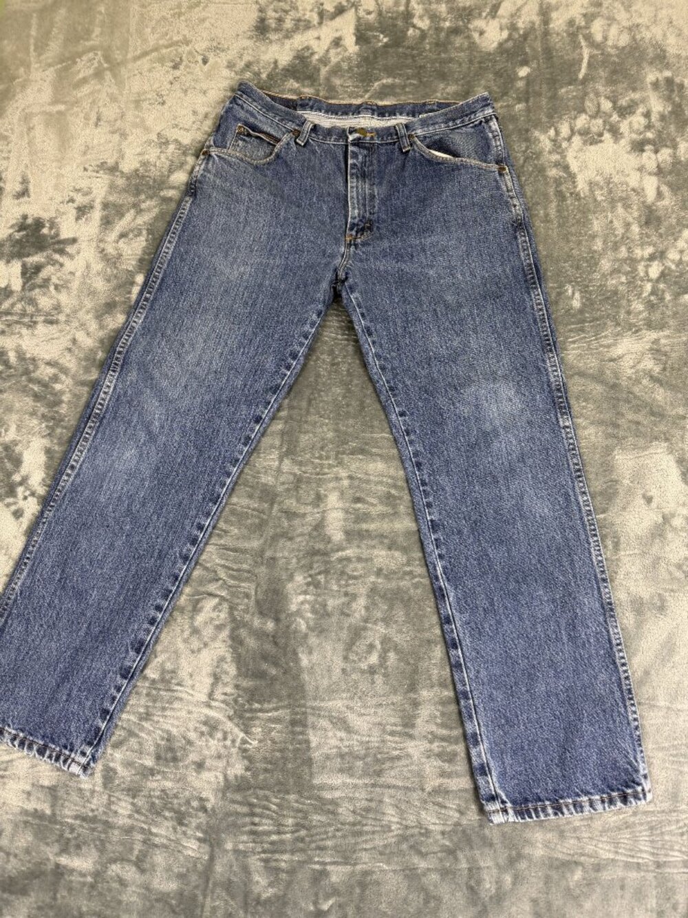 Wrangler Mens Blue Jeans 34x29 Straight-Leg
